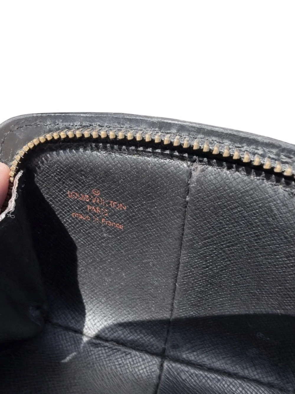 Vintage Louis Vuitton Epi Leather Coin Pouch – Black (Authentic)